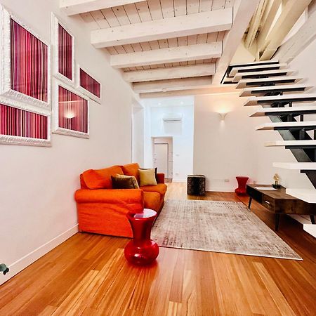 Riverside Loft Navigli - Spacious Two-Bedroom Apartment Милано Екстериор снимка
